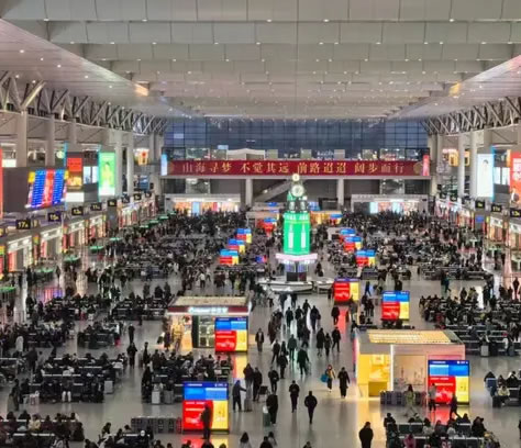 ���\��u�M(j��n)�빝(ji��)ǰ���и߷�